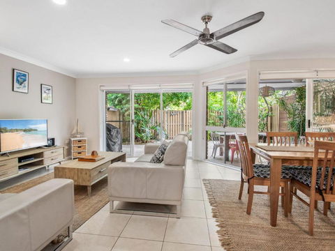 Ardem At Byron - Holiday Sunshine Coast 3