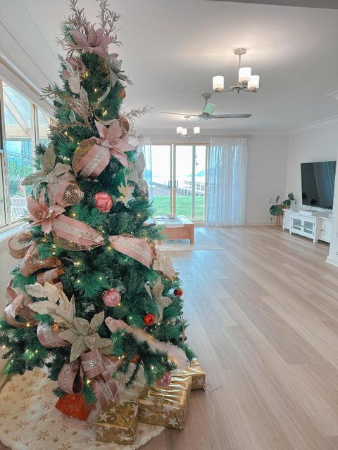 Aria Waterview - Sunshine Coast Tourism 0