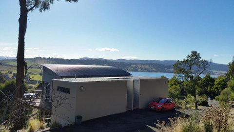 Armalong Winery Chalets - Holiday Sunshine Coast 2