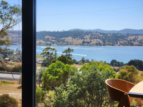 Armalong Winery Chalets - Holiday Sunshine Coast 4