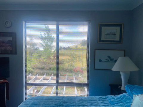 Art House Blue Room - Sunshine Coast Tourism 3