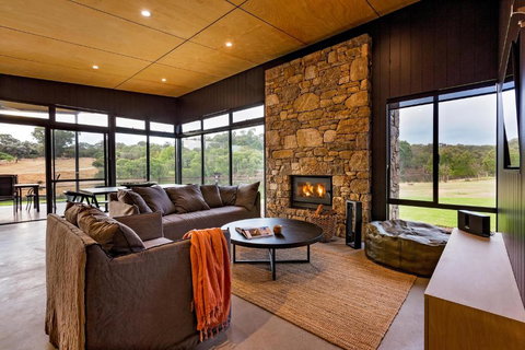 Artisan Gunyulgup - Sunshine Coast Tourism 2