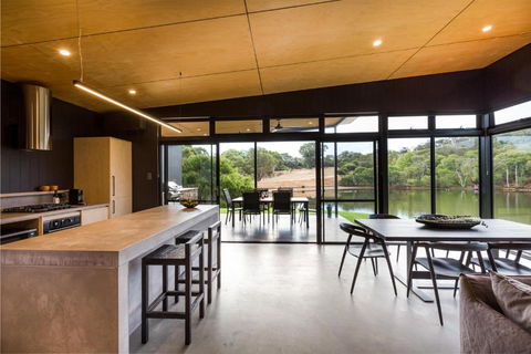 Artisan Koorabin - Holiday Sunshine Coast 4