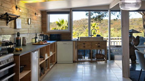 Artists Garden Cottage - Holiday Sunshine Coast 2