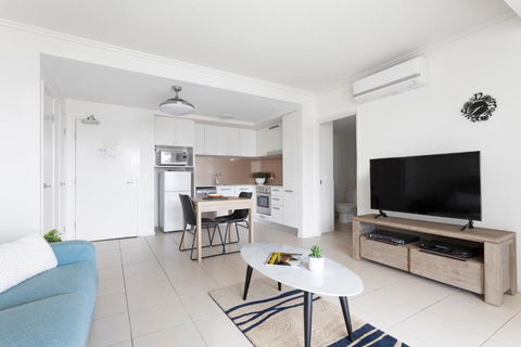Aspect Caloundra - Holiday Sunshine Coast 2