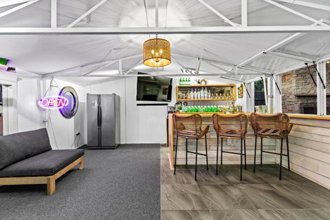 Aspendale Beach House - Sunshine Coast Tourism 2