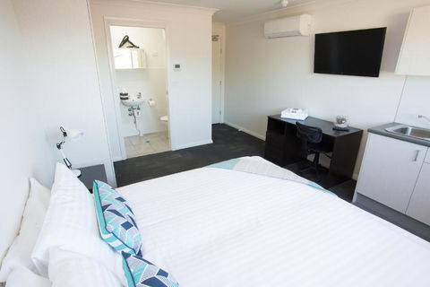 Aspire Newcastle - Holiday Sunshine Coast 2