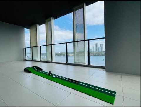 Astonishing Waterview Condo With Pool, Parking - Holiday Sunshine Coast 1