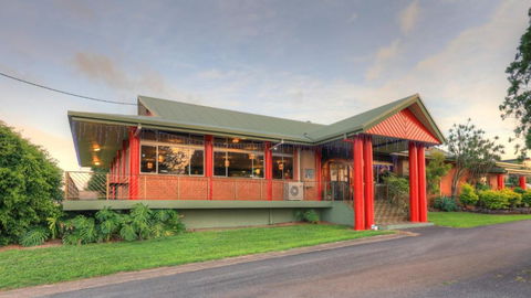 Atherton Apartments - Holiday Sunshine Coast 4