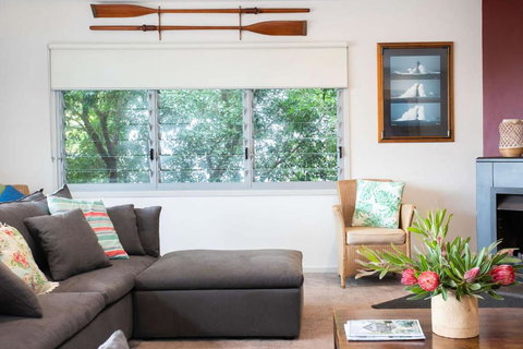 Aurora - Sunshine Coast Tourism 1