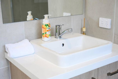 Austral Mordern House 10ppl - Sunshine Coast Tourism 1