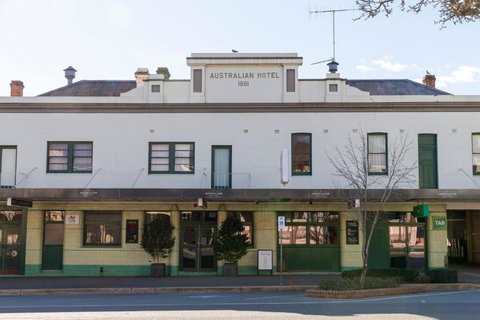 Australian Hotel Motel Yass - Holiday Sunshine Coast 4