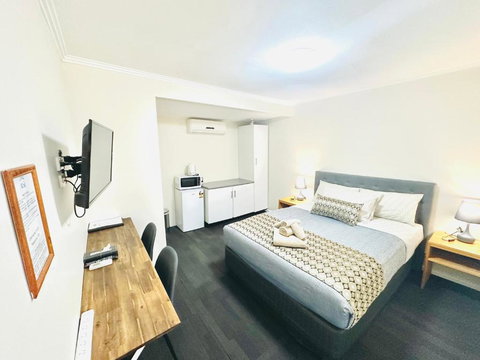 Auto Lodge Motor Inn - Sunshine Coast Tourism 4