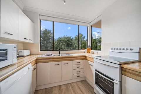 Avalanche 3 - 3BR Apartment L Central Location L Balcony L WiFi - Sunshine Coast Tourism 4