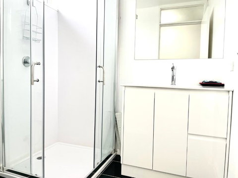 Avenue Motel - Holiday Sunshine Coast 4