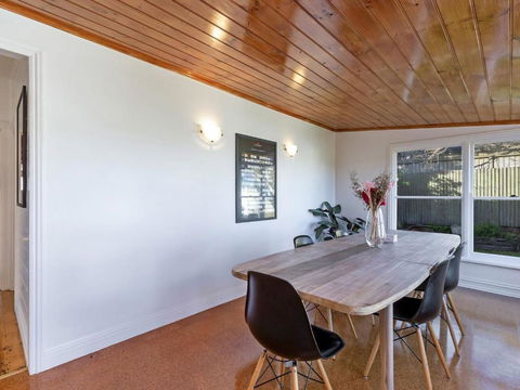 Avery Cottage - Holiday Sunshine Coast 2