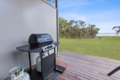 Avon - Waterfront Retreat - Holiday Sunshine Coast 4