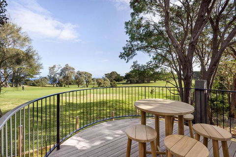 Axbridge - Holiday Sunshine Coast 3