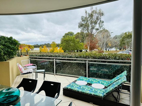 Aztec Accomodation Belconnnen - Sunshine Coast Tourism 1