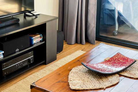 Architecturally Designed Nature Lovers Delight - Holiday Sunshine Coast 3