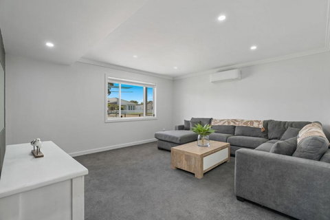 Baci Al Mare Pet Friendly 3 Mins Walk To Beach - Sunshine Coast Tourism 2