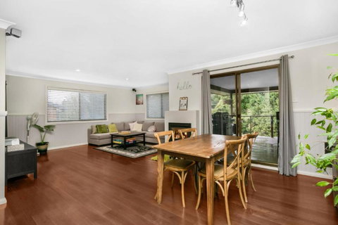 Baileys Retreat - Sunshine Coast Tourism 3