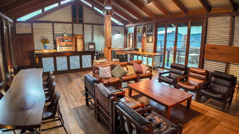 Bald Hills House - Sunshine Coast Tourism 3