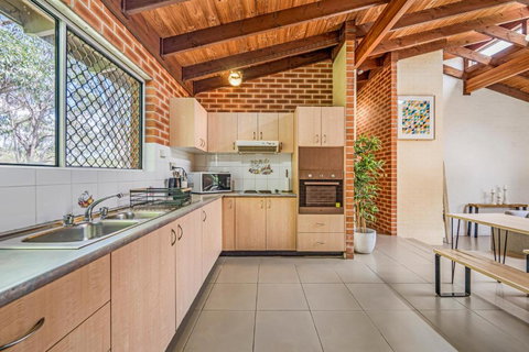 Banyandah - Sunshine Coast Tourism 3