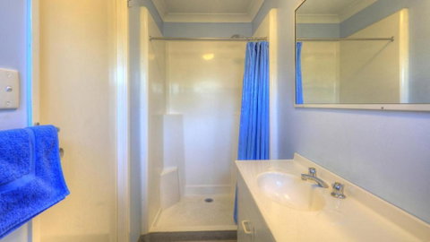 Barcaldine Caravan Park - Sunshine Coast Tourism 2