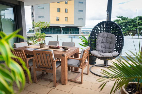Barefoot Beach Apartment Darwin Waterfront - Sunshine Coast Tourism 0