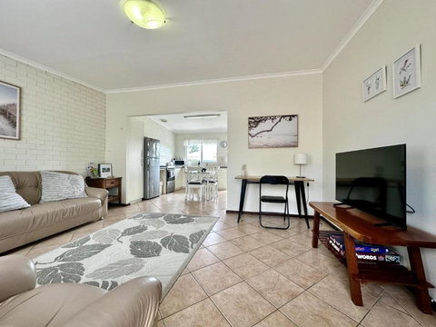 Barmup Accommodation At Middleton Mews - Sunshine Coast Tourism 2