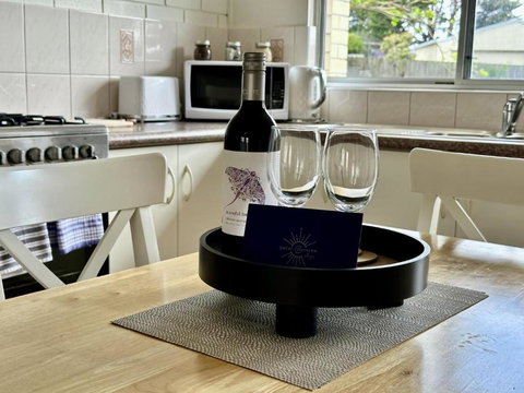 Barmup Accommodation At Middleton Mews - Sunshine Coast Tourism 3