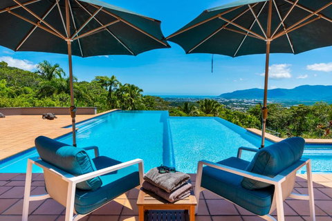 Barong Luxury Home Overlooking Cairns Unrivalled Privacy And Location Search Barongcairns - Sunshine Coast Tourism 0
