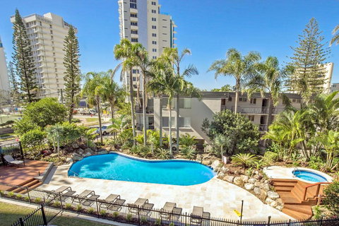 Baronnet Apartments - Sunshine Coast Tourism 2