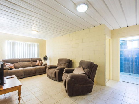 Bay Breeze - Sunshine Coast Tourism 4