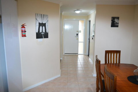 Bea-Vic Home. Your Home Away From Home. - Sunshine Coast Tourism 2