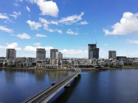 Bay View 2 Bed Highrise Apt With Free Parking - Sunshine Coast Tourism 4