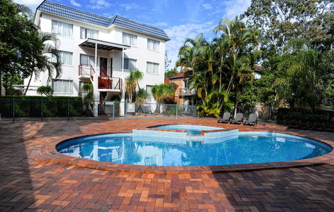 Southport Motel & Apartments - Holiday Sunshine Coast 3