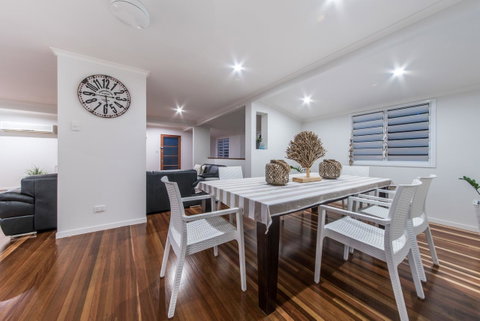 Hayman Views - Sunshine Coast Tourism 13