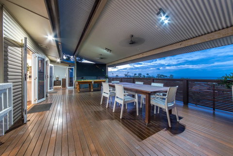 Hayman Views - Sunshine Coast Tourism 11