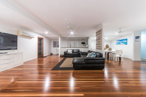 Hayman Views - Sunshine Coast Tourism 19