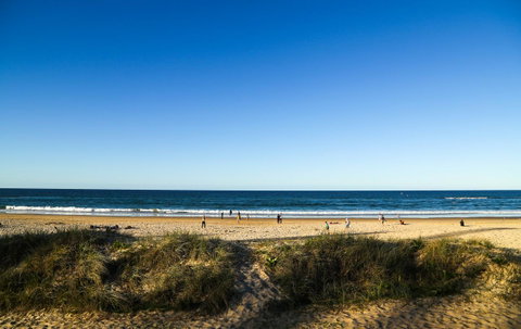 Pacific Regis Beachfront Holiday Apartments - Sunshine Coast Tourism 13