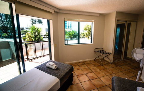 La Promenade - Sunshine Coast Tourism 5