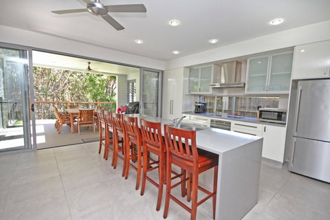 48 Boardrider Crescent, Mt Coolum - Pet Friendly, WiFi, Linen Incl. 500 BOND - Sunshine Coast Tourism 2