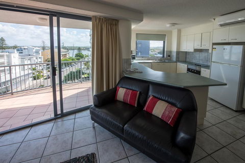 Centrepoint Apartments Caloundra - Sunshine Coast Tourism 37