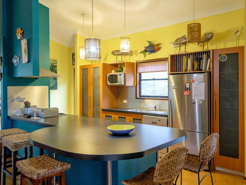 Five Bimba (Tractor House) - Sunshine Coast Tourism 4