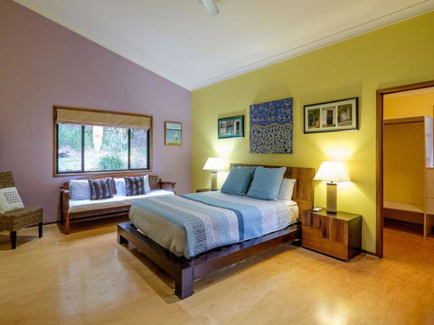 Five Bimba (Tractor House) - Sunshine Coast Tourism 7