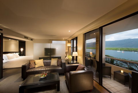 Hilton Cairns - Sunshine Coast Tourism 23