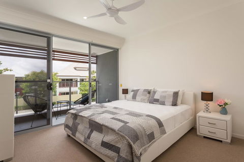 The Residences@Hillside - Sunshine Coast Tourism 8