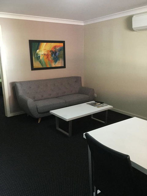 Villa Nova Motel - Holiday Sunshine Coast 3